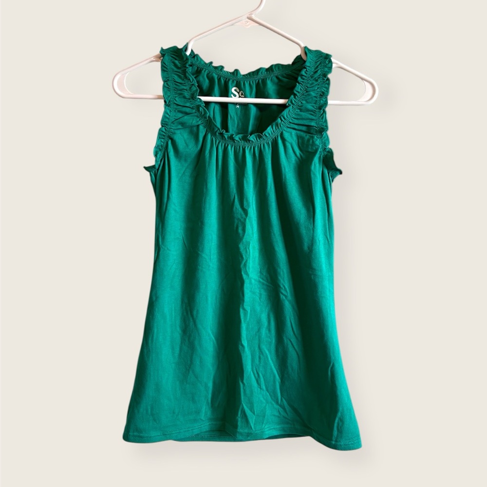 Green ruffled tank, Medium